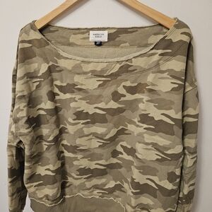 American Eagle NWOT Tan and Brown Camouflage Off The Shoulder Top